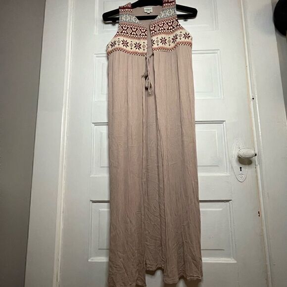 Hayden Embroidered Sleeveless Duster - Picture 2 of 11